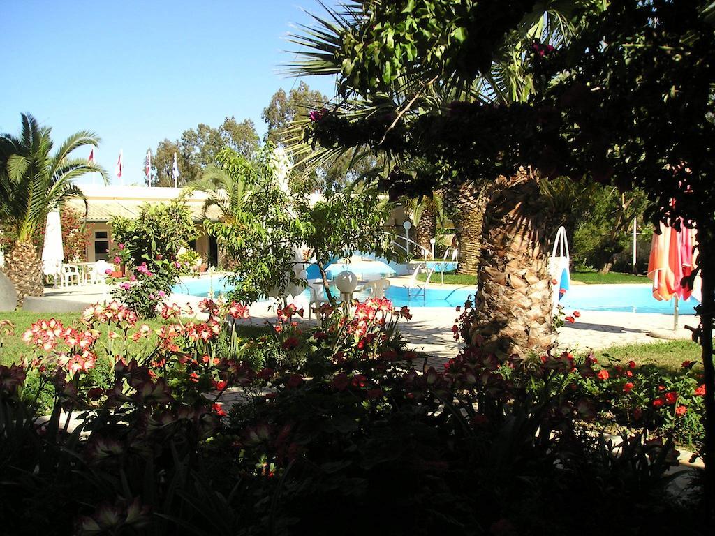 Three Stars Beach Hotel Мораитика Екстериор снимка