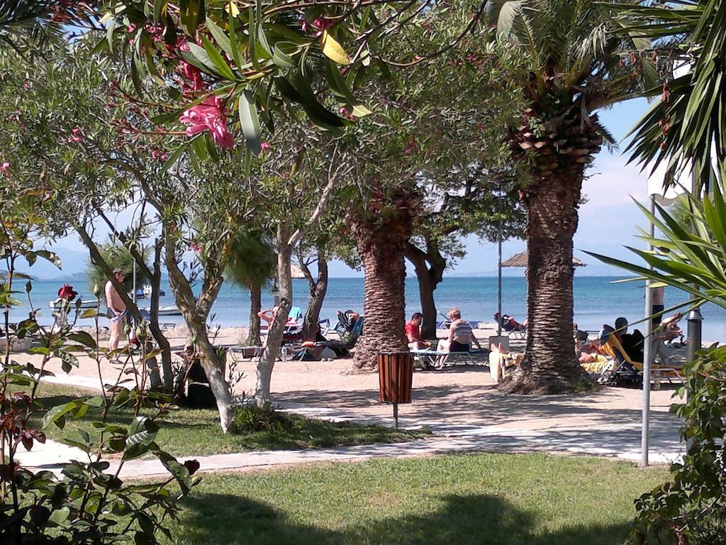Three Stars Beach Hotel Мораитика Екстериор снимка