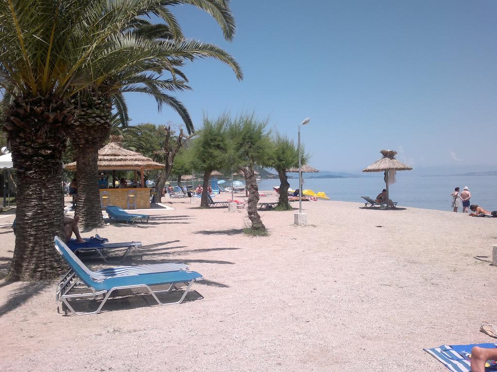 Three Stars Beach Hotel Мораитика Екстериор снимка