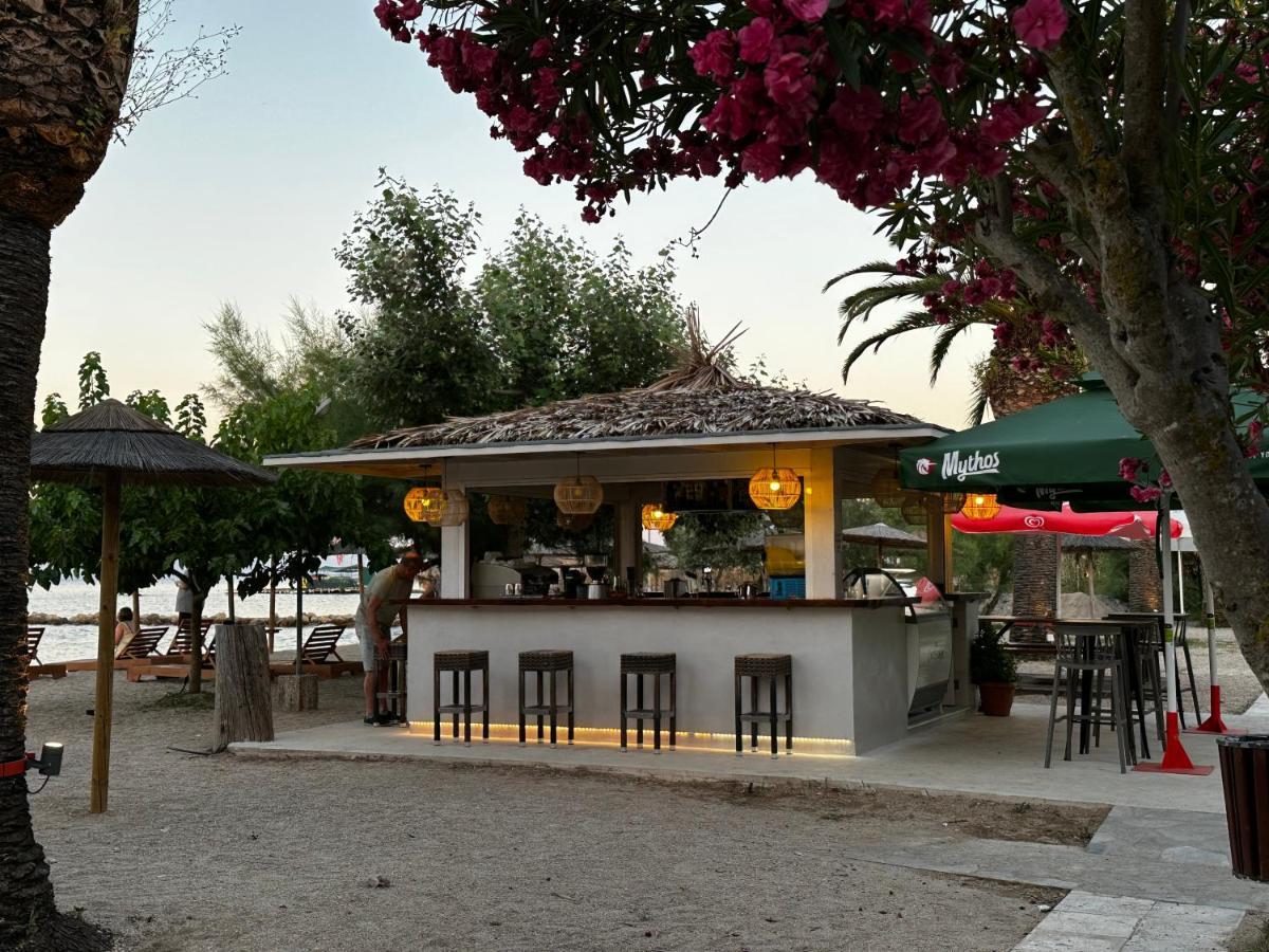Three Stars Beach Hotel Мораитика Екстериор снимка
